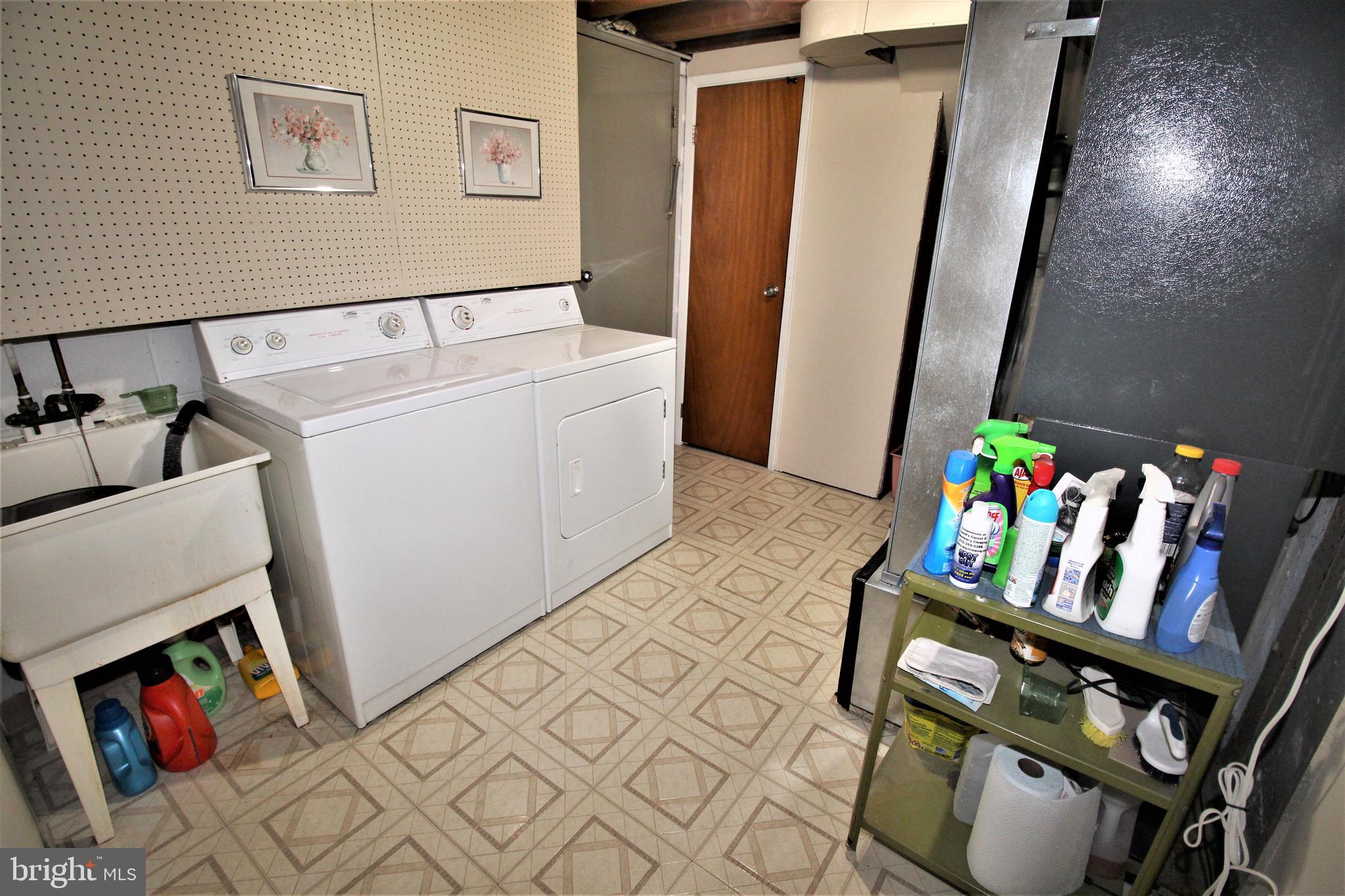 12524 Chilton Road Philadelphia, PA 19154 - Photo 29 of 31
