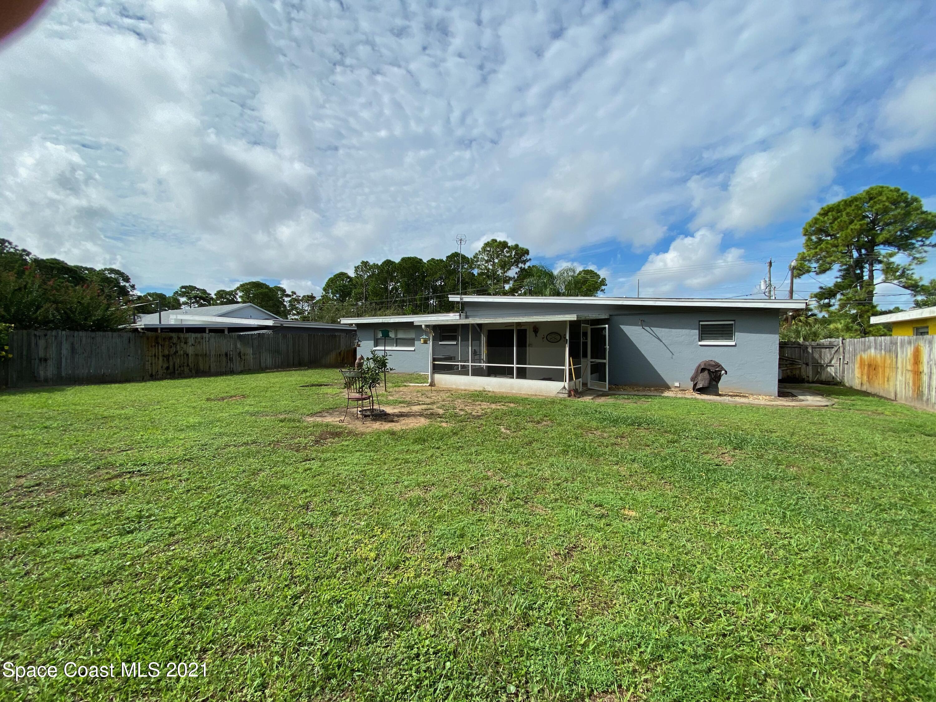 3651 Canal Road Edgewater, FL 32141 - Photo 7 of 12 IMG_0604