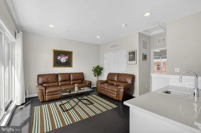 $779,990 | 625 Halsey Way, National Harbor, MD 20745