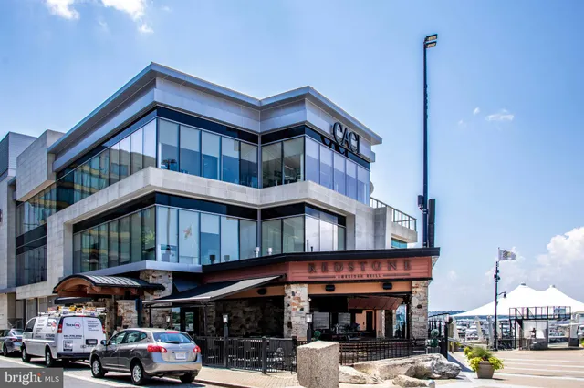 $779,990 | 625 Halsey Way, National Harbor, MD 20745