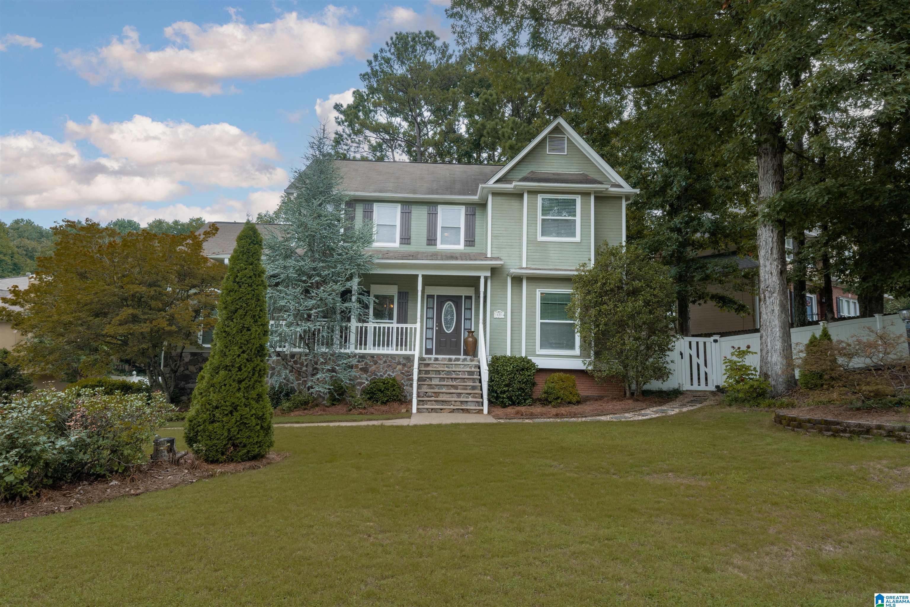 127 Kentwood Trail Alabaster, AL 35007 - Photo 1 of 53