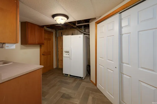 $219,900 | 7212 Treverton Drive, Fort Wayne, IN 46816