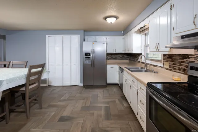 $219,900 | 7212 Treverton Drive, Fort Wayne, IN 46816