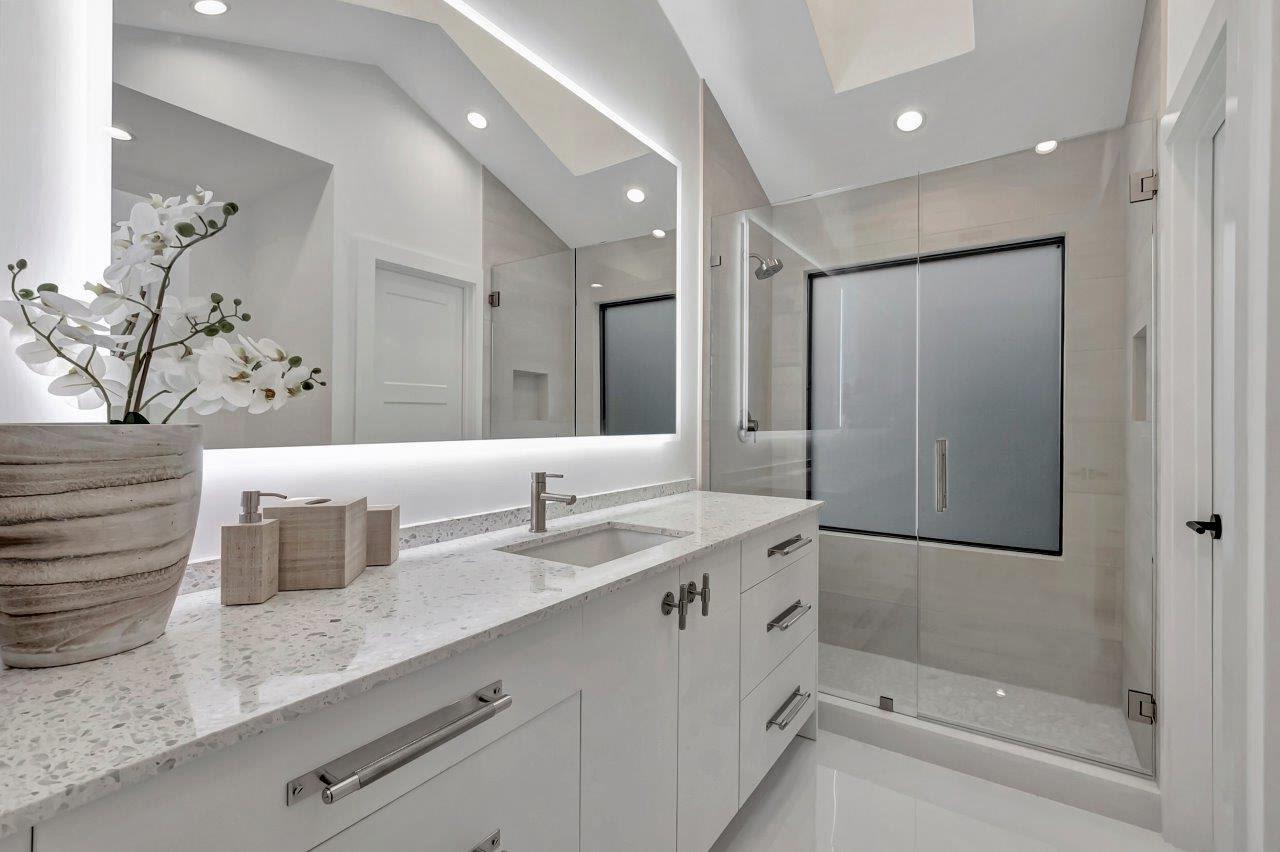 19564 Planters Point Drive Boca Raton, FL 33434 - Photo 4 of 41 3C0BACEF-CC3B-497F-BEEE-0876BAA3252D