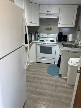 $1,600 | 50 South New York Avenue, Unit 2, Englewood, FL 34223