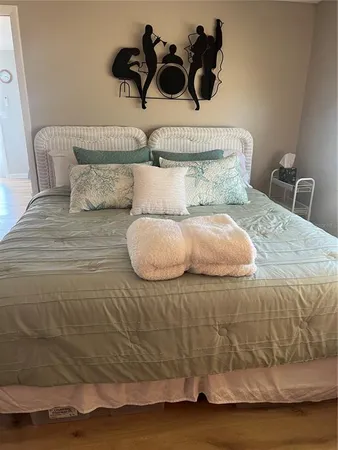 $1,600 | 50 South New York Avenue, Unit 2, Englewood, FL 34223