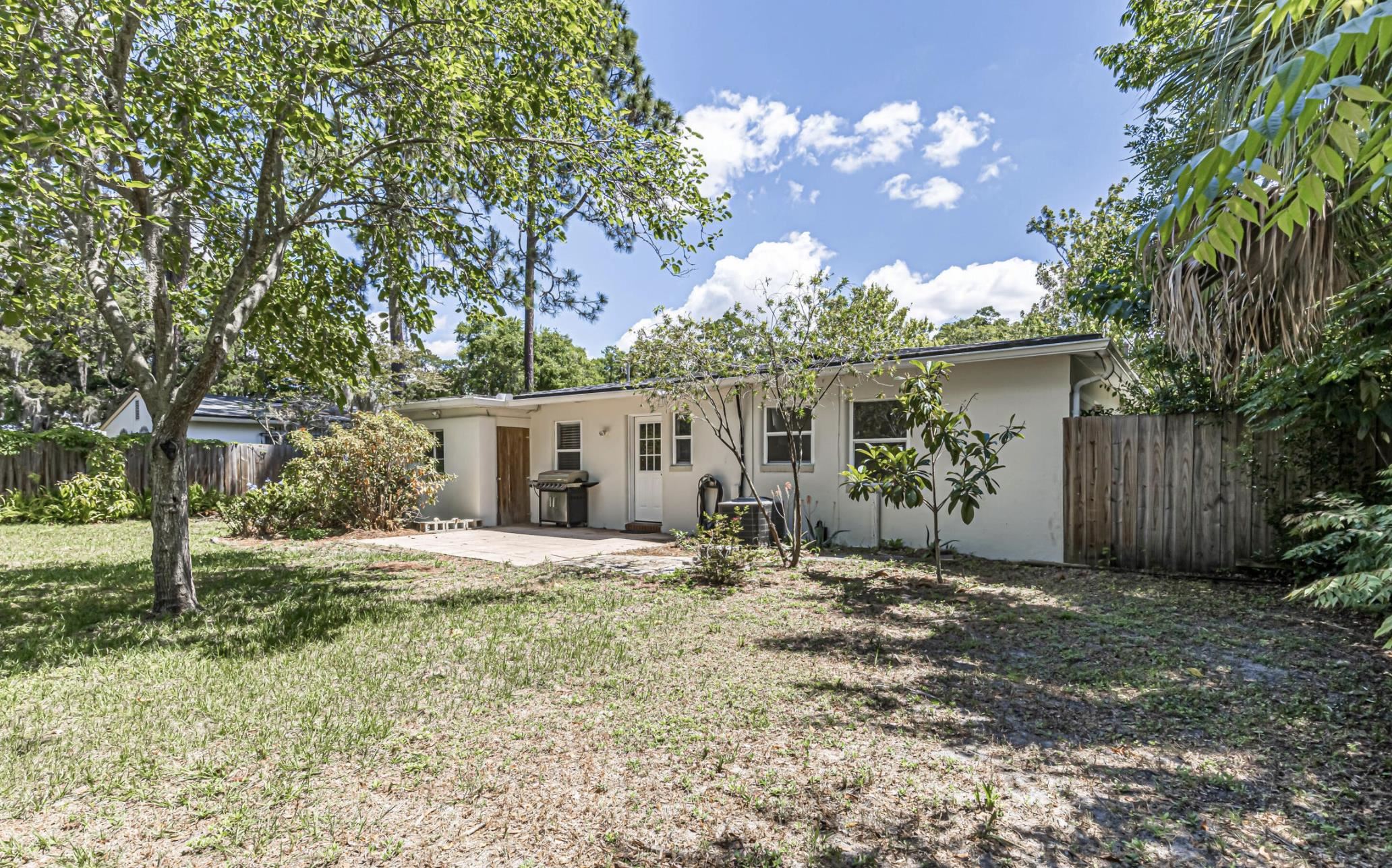 6154 Temple Road Jacksonville, FL 32217 - Photo 24 of 25 a house view with a backyard space