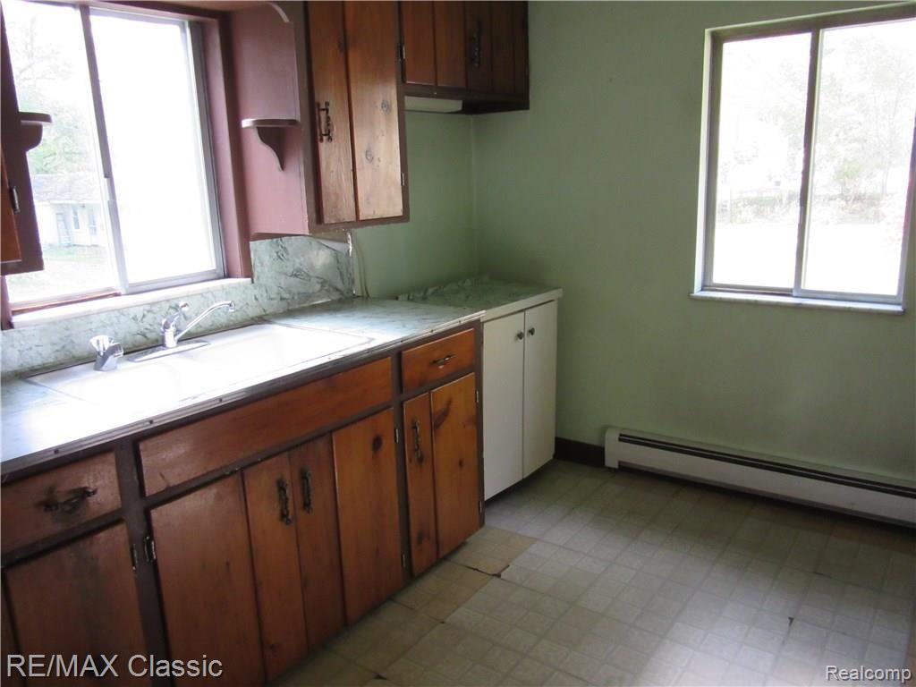 7544 Highland Road White Lake, MI 48383 - Photo 8 of 18 IMG_1803.JPG