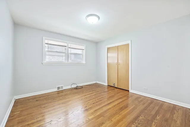 $1,800 | 5429 North Kimball Avenue, Unit 1, Chicago, IL 60625