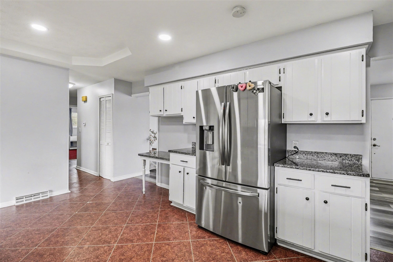11329 Crowe Road Milan, MI 48160 - Photo 10 of 45