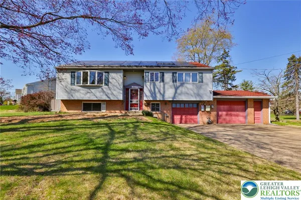 $375,000 | 212 Lea Lane, Warminster, PA 18974