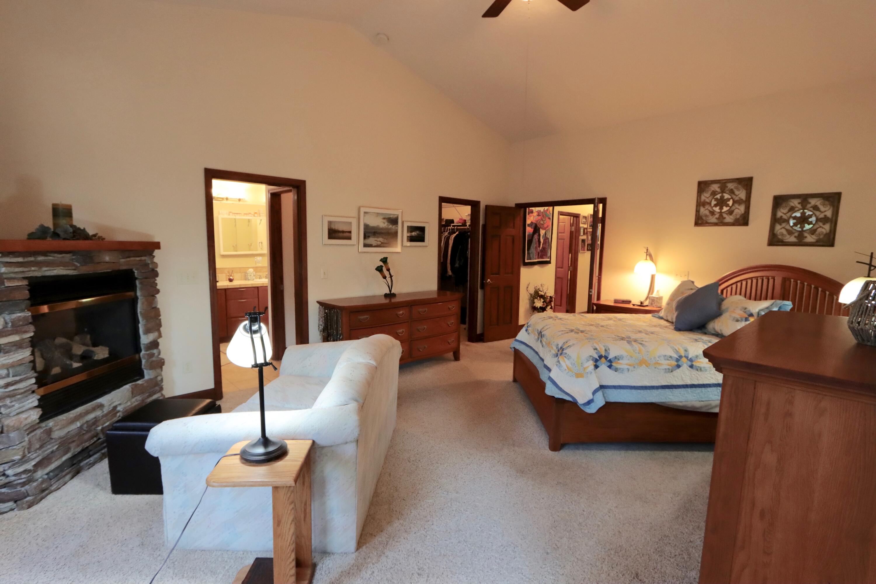 10537 Kestrel Road Klamath Falls, OR 97601 - Photo 21 of 46 IMG_1582 2