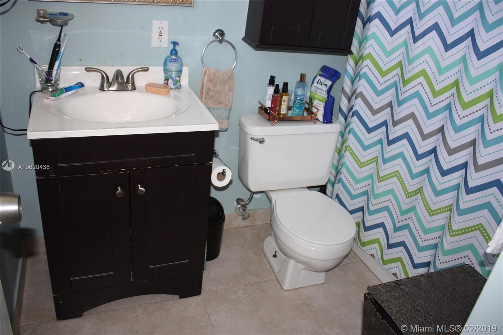 16909 North Bay Road, Unit 901 Sunny Isles Beach, FL 33160 - Photo 20 of 35