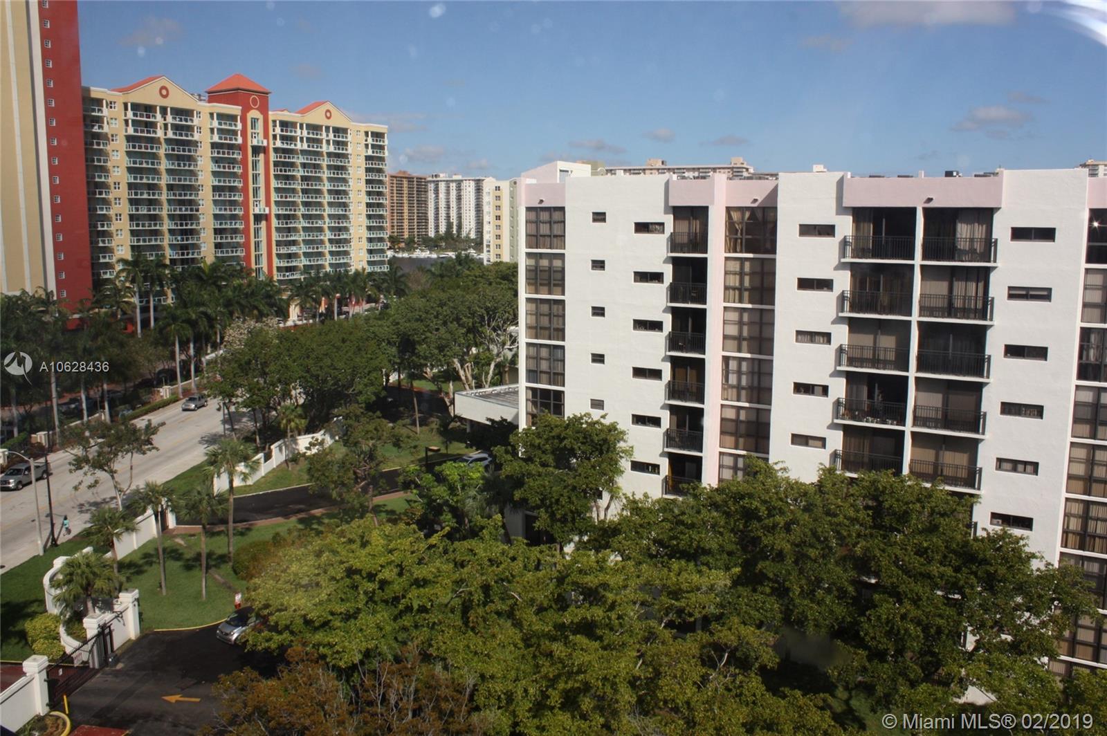 16909 North Bay Road, Unit 901 Sunny Isles Beach, FL 33160 - Photo 26 of 35