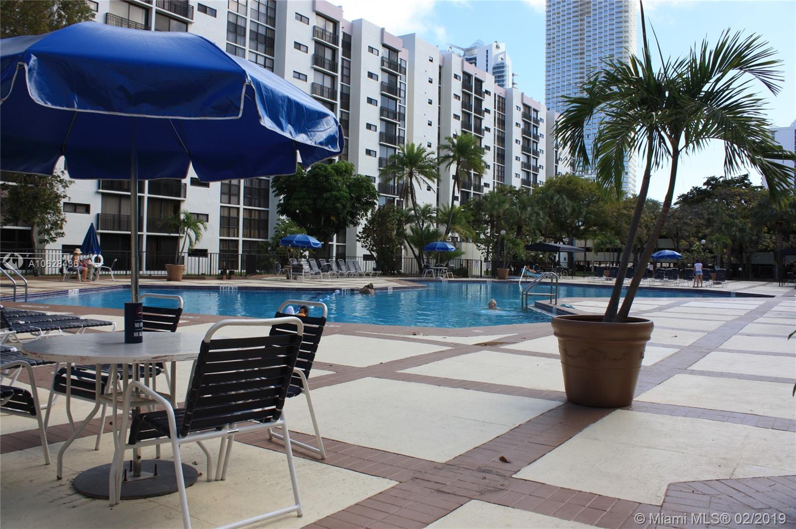 16909 North Bay Road, Unit 901 Sunny Isles Beach, FL 33160 - Photo 33 of 35