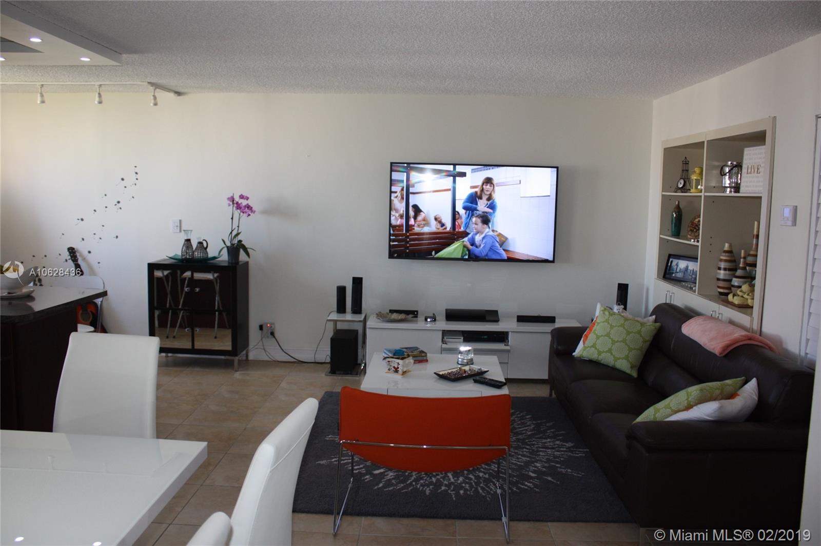 16909 North Bay Road, Unit 901 Sunny Isles Beach, FL 33160 - Photo 6 of 35