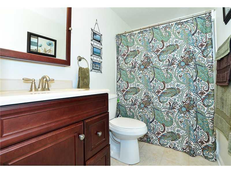 4757 Bayfield Road Allison Park, PA 15101 - Photo 13 of 19 Master Bath/Spa.