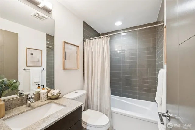 $672,500 | 10503 Evanston Avenue North, Unit C, Seattle, WA 98133