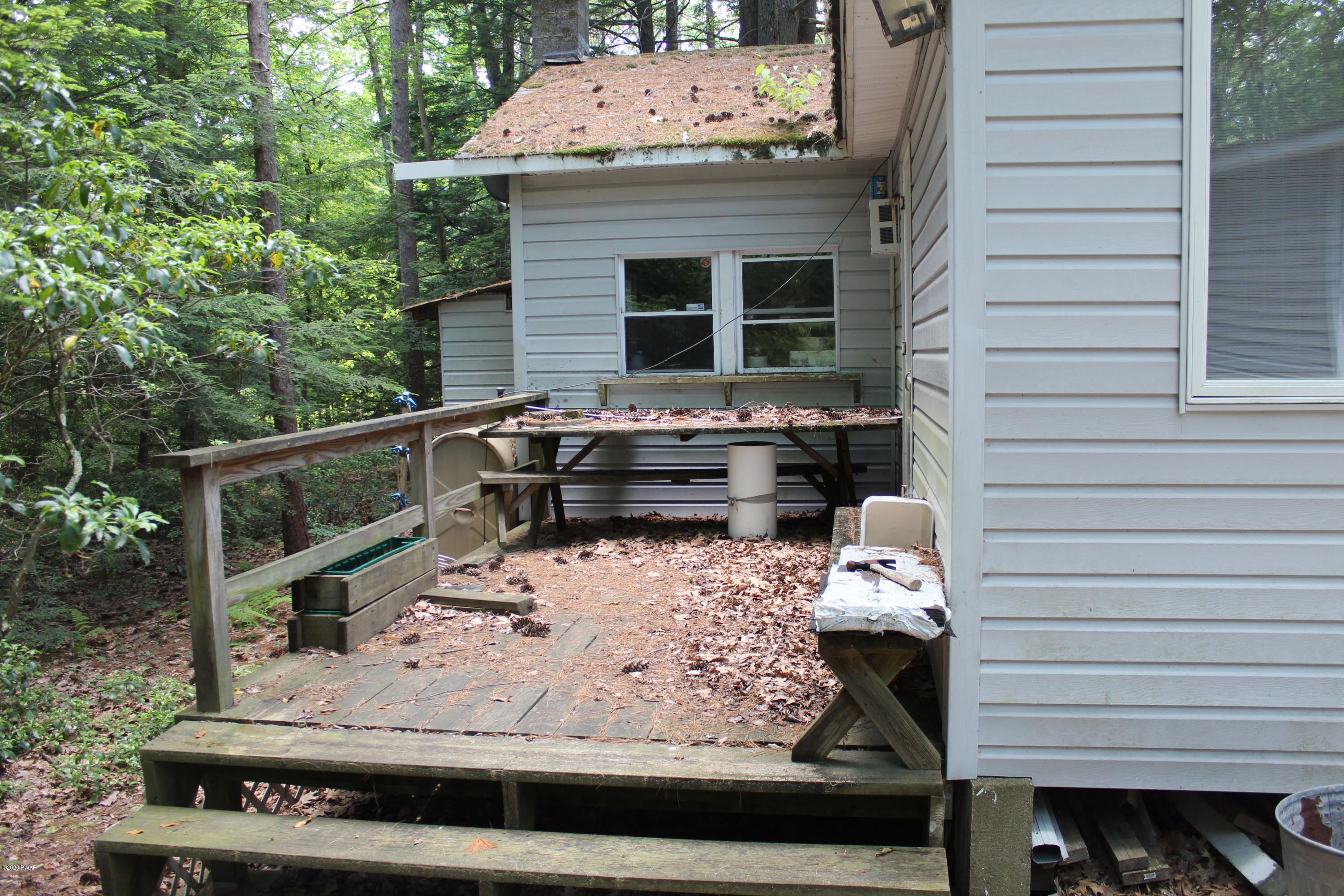 122 Old Rte 402 Dingmans Ferry, PA 18328 - Photo 24 of 41