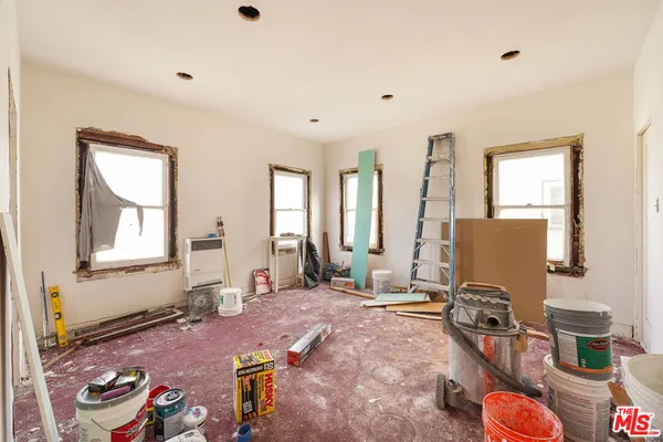 $1,495,000 | 1519 West 30th Street, Los Angeles, CA 90007