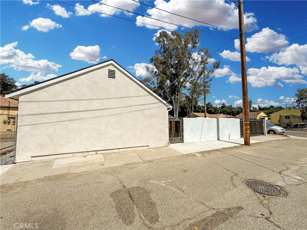 4187 Dwight Avenue Riverside, CA 92507 - Photo 36 of 43
