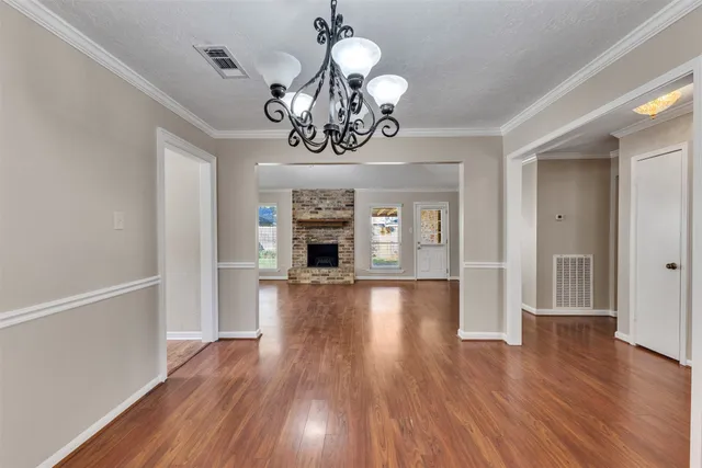 $2,000 | 8318 Amurwood Drive, Tomball, TX 77375