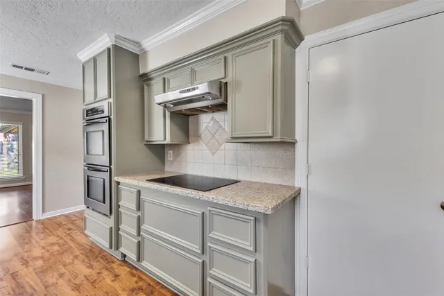 $2,000 | 8318 Amurwood Drive, Tomball, TX 77375