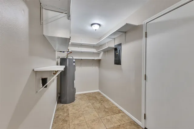 $2,000 | 8318 Amurwood Drive, Tomball, TX 77375