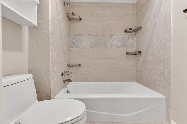 $2,000 | 8318 Amurwood Drive, Tomball, TX 77375