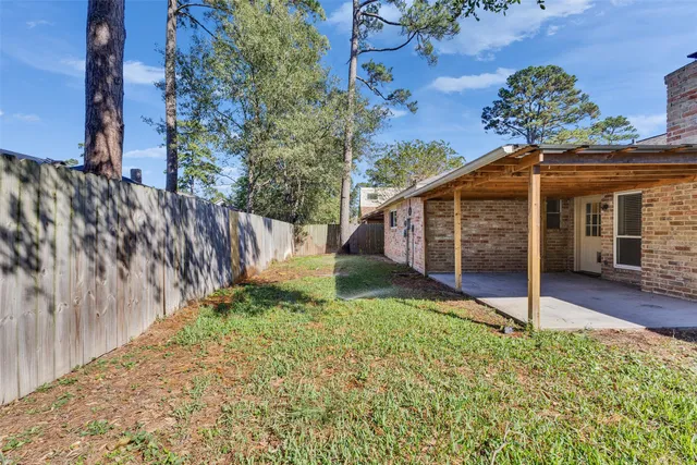 $2,000 | 8318 Amurwood Drive, Tomball, TX 77375