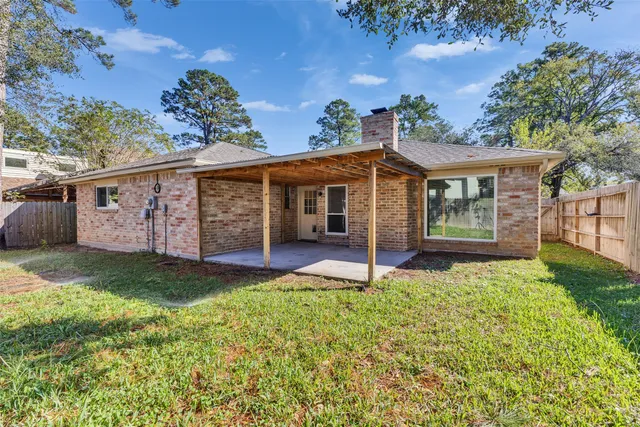 $2,000 | 8318 Amurwood Drive, Tomball, TX 77375