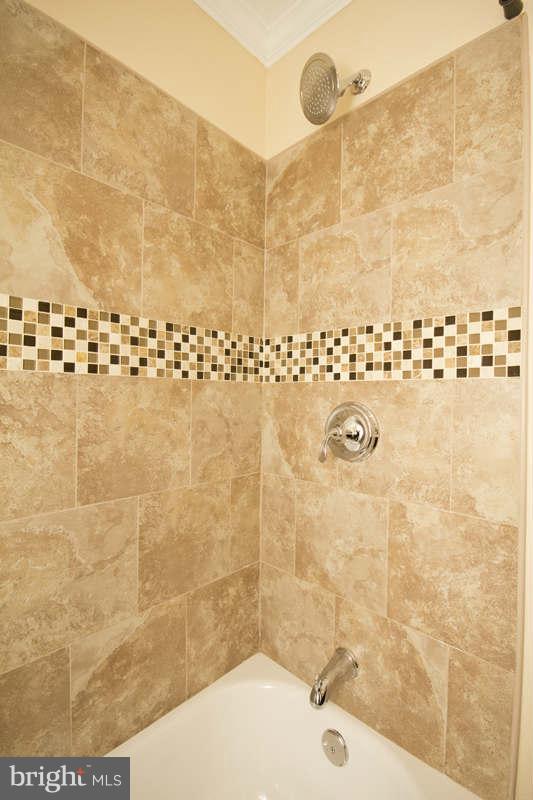 3141 Jeffrey Road Baltimore, MD 21244 - Photo 11 of 26 Bath