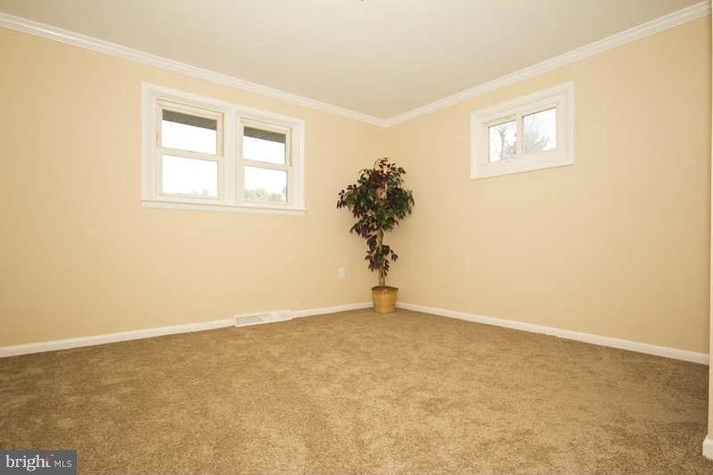 3141 Jeffrey Road Baltimore, MD 21244 - Photo 19 of 26 Bedroom