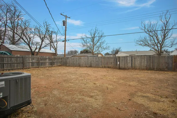 $1,545 | 1307 61st Street, Lubbock, TX 79412