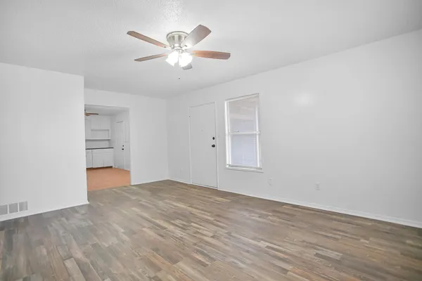 $1,545 | 1307 61st Street, Lubbock, TX 79412