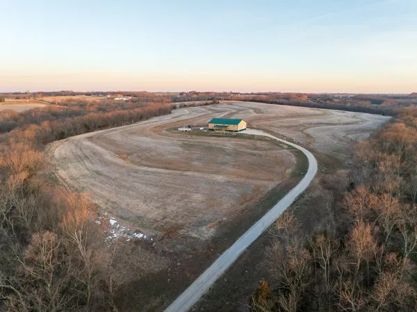 $1,195,737 | 11426 110th Street, Oskaloosa, KS 66066