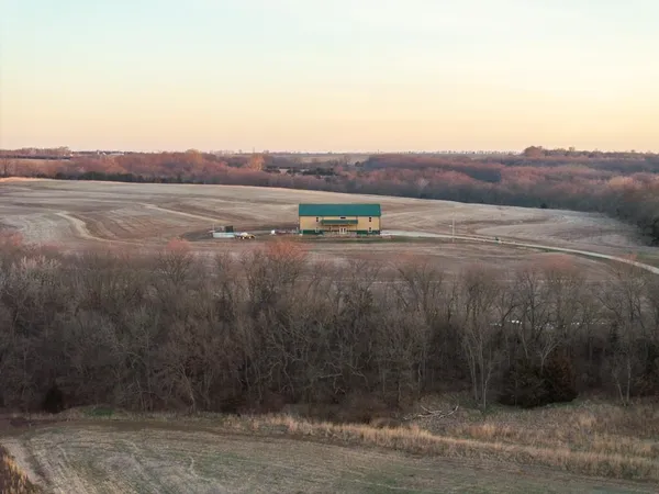 $1,195,737 | 11426 110th Street, Oskaloosa, KS 66066