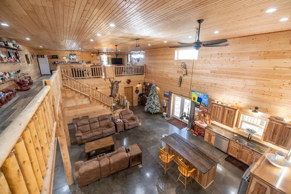 $1,195,737 | 11426 110th Street, Oskaloosa, KS 66066