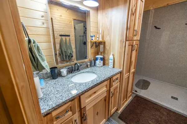 $1,195,737 | 11426 110th Street, Oskaloosa, KS 66066