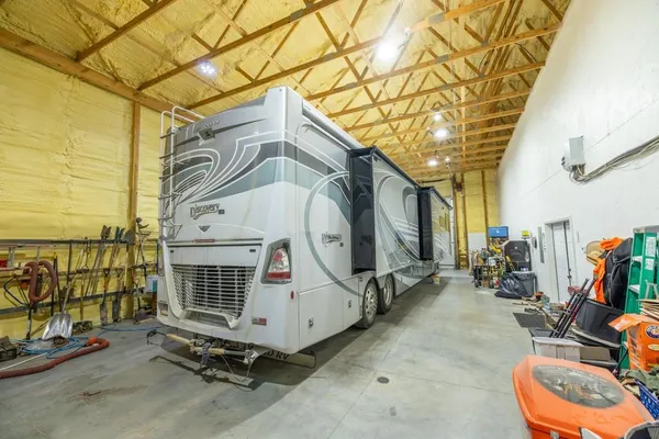 $1,195,737 | 11426 110th Street, Oskaloosa, KS 66066