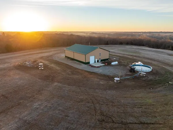 $1,195,737 | 11426 110th Street, Oskaloosa, KS 66066