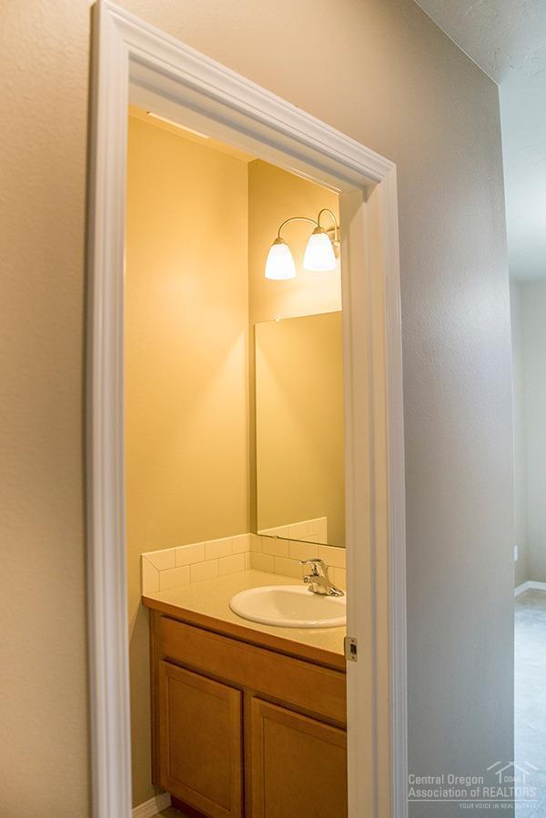 463 North Village Meadows Road Sisters, OR 97759 - Photo 9 of 22 Additional Photo