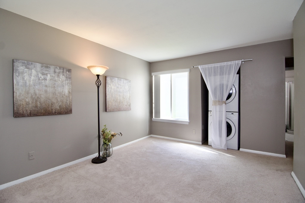 264 Nassau Drive, Unit 264 Springfield, MA 01129 - Photo 16 of 26
