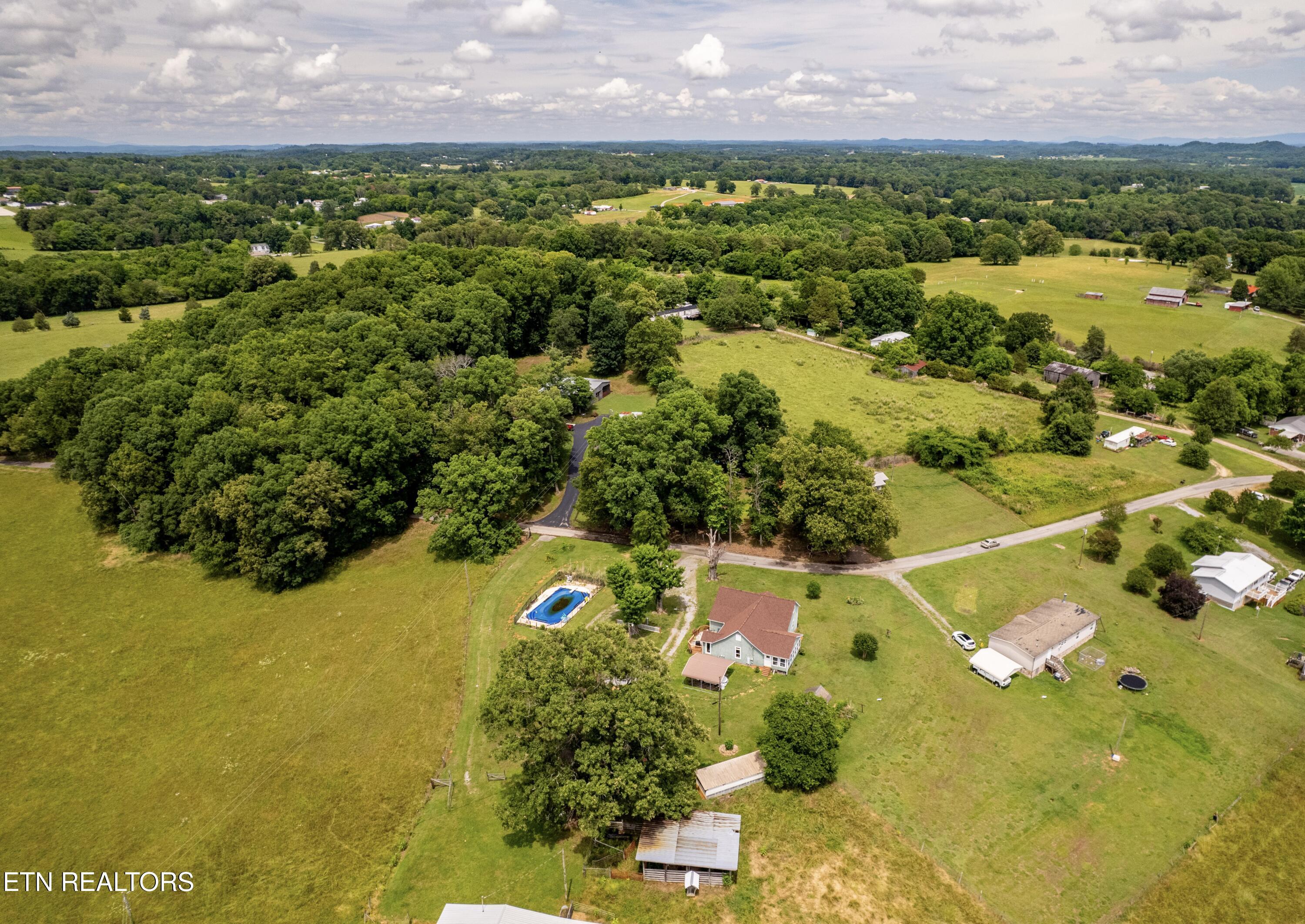 360 Forkner Chapel Road Sweetwater, TN 37874 - Photo 35 of 37 360ForknerChapelRd-8