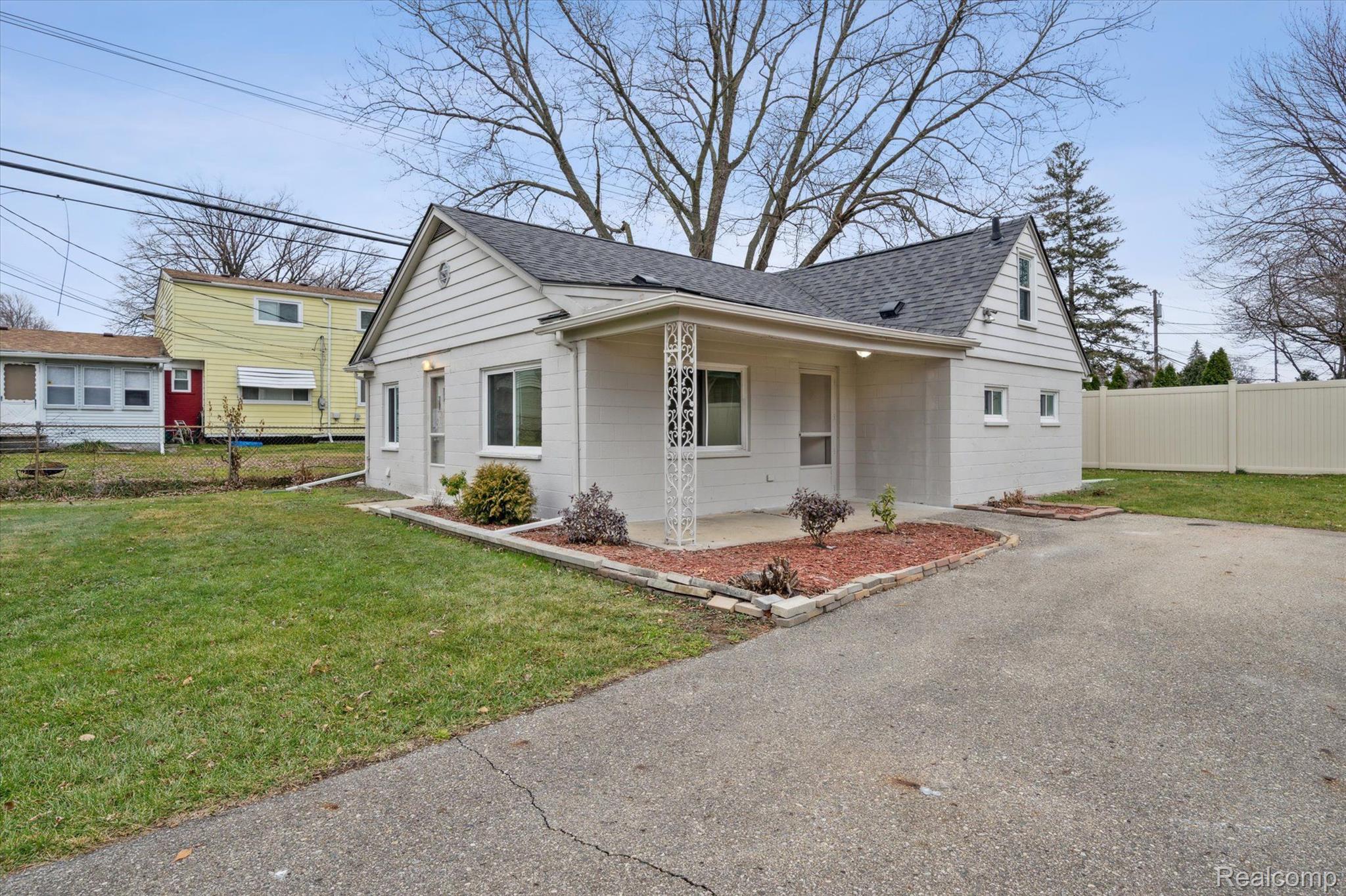 4430 Chicago Road Warren, MI 48092 - Photo 23 of 35 Gallery Image 23