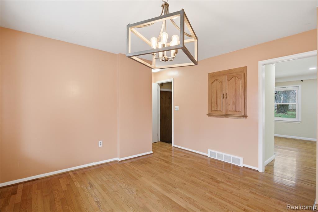 29256 Utley Road Farmington, MI 48334 - Photo 21 of 38 Gallery Image 21