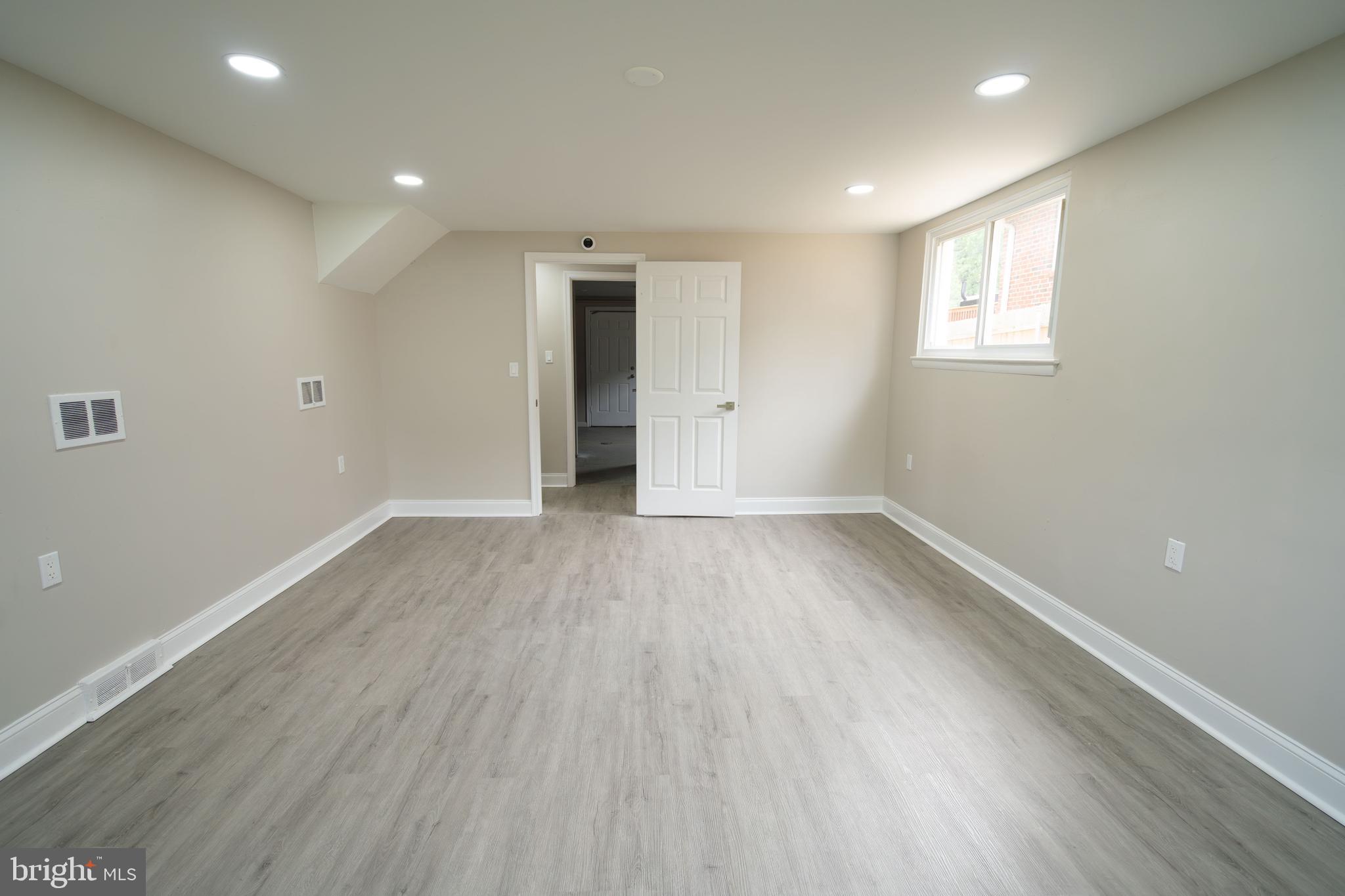 407 Fairview Road Woodlyn, PA 19094 - Photo 15 of 47 Gallery Image 15