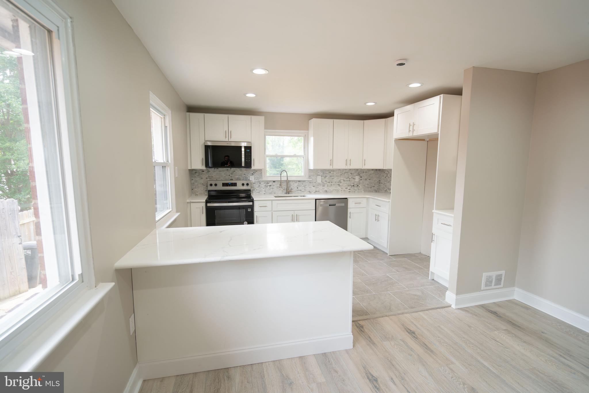 407 Fairview Road Woodlyn, PA 19094 - Photo 19 of 47 Gallery Image 19