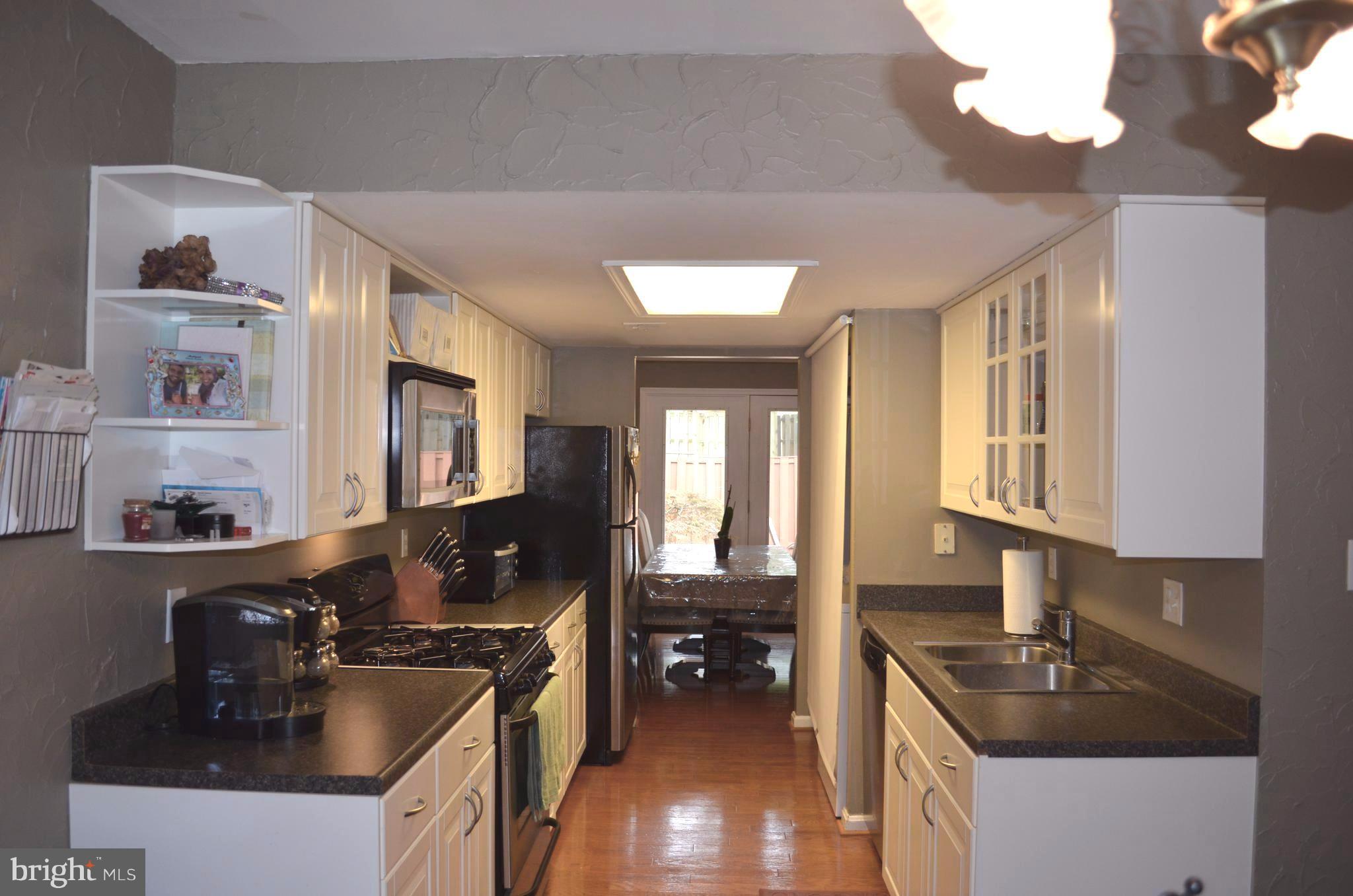 9205 Sprucewood Road Burke, VA 22015 - Photo 3 of 30 Kitchen