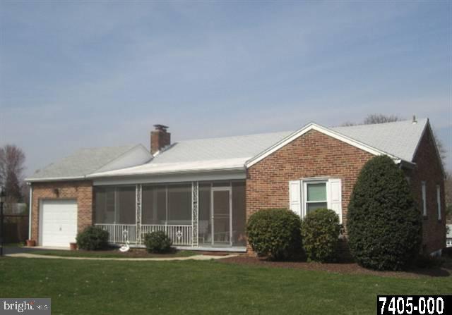1159 Ruxton Road York, PA 17403 - Photo 1 of 16 Gallery Image 1
